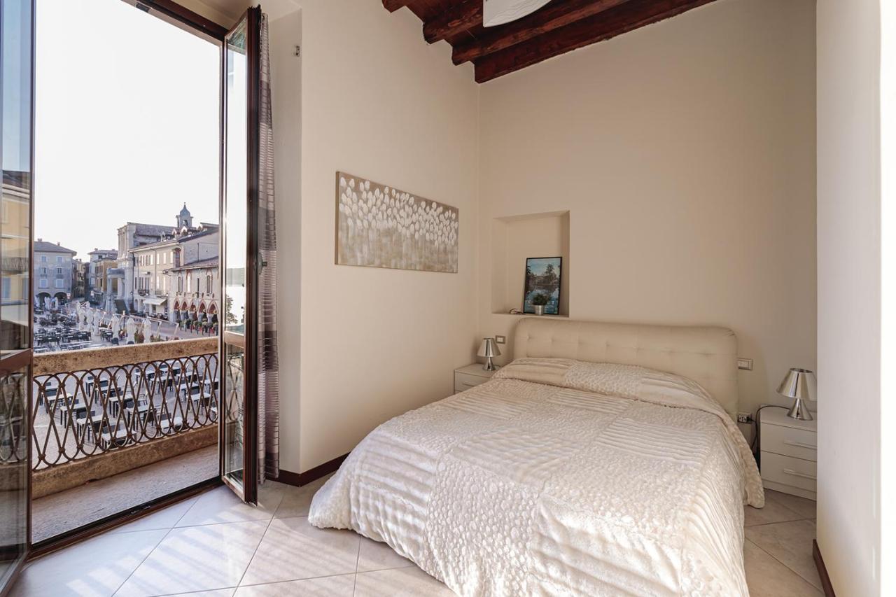 Arona Prestige Apartments エクステリア 写真