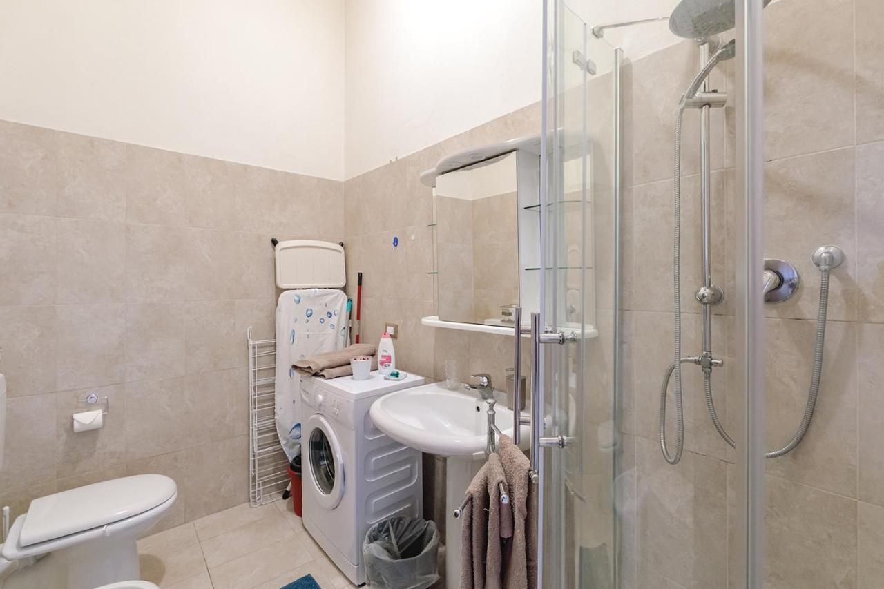 Arona Prestige Apartments エクステリア 写真