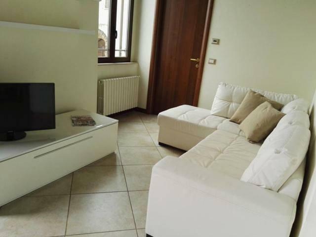 Arona Prestige Apartments エクステリア 写真